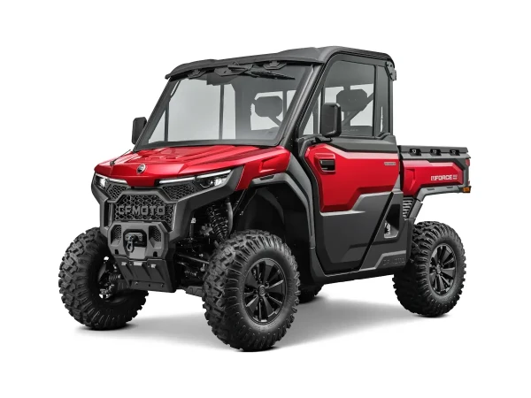 U10 PRO HIGHLAND_Bordeaux Red_Left45 A red CFMOTO UFORCE U10 PRO HIGHLAND side-by-side utility vehicle with black trim and off-road tires, viewed from the front left angle.